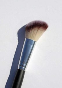براش آرایشی زاویه دار