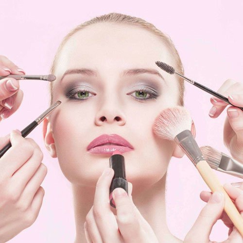 تفاوت آرایش روز با آرایش شب