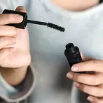 با ریمل خشک شده چکار کنیم